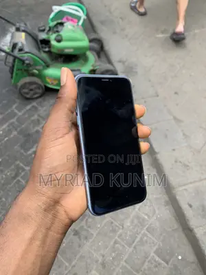 Apple iPhone XR 64 GB Blue