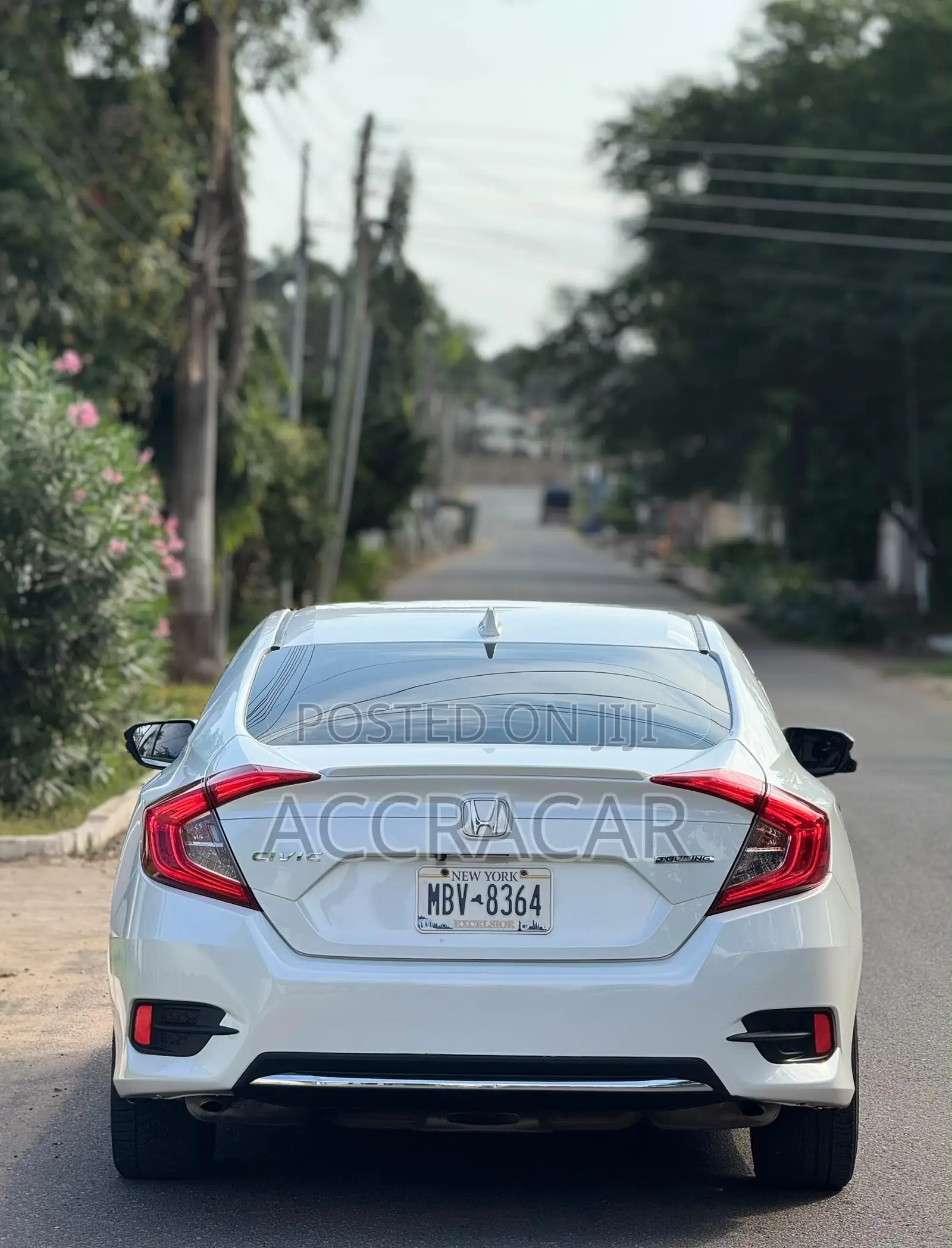 Honda Civic Touring Sedan 2019 White