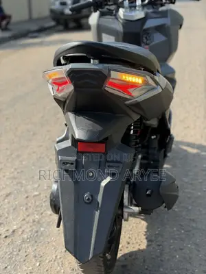 SYM Symnh 2023 Silver