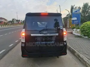 Toyota Voxy 2013 Black