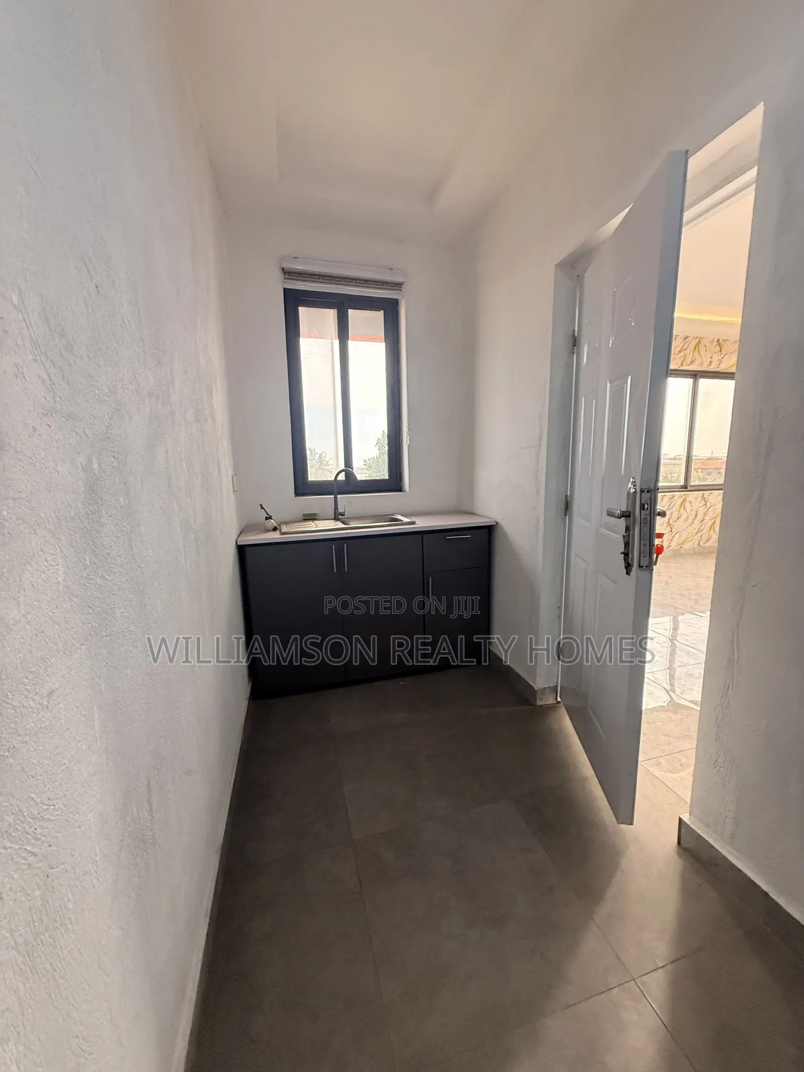 2bdrm Apartment in Community 18 Area, Spintex for rent