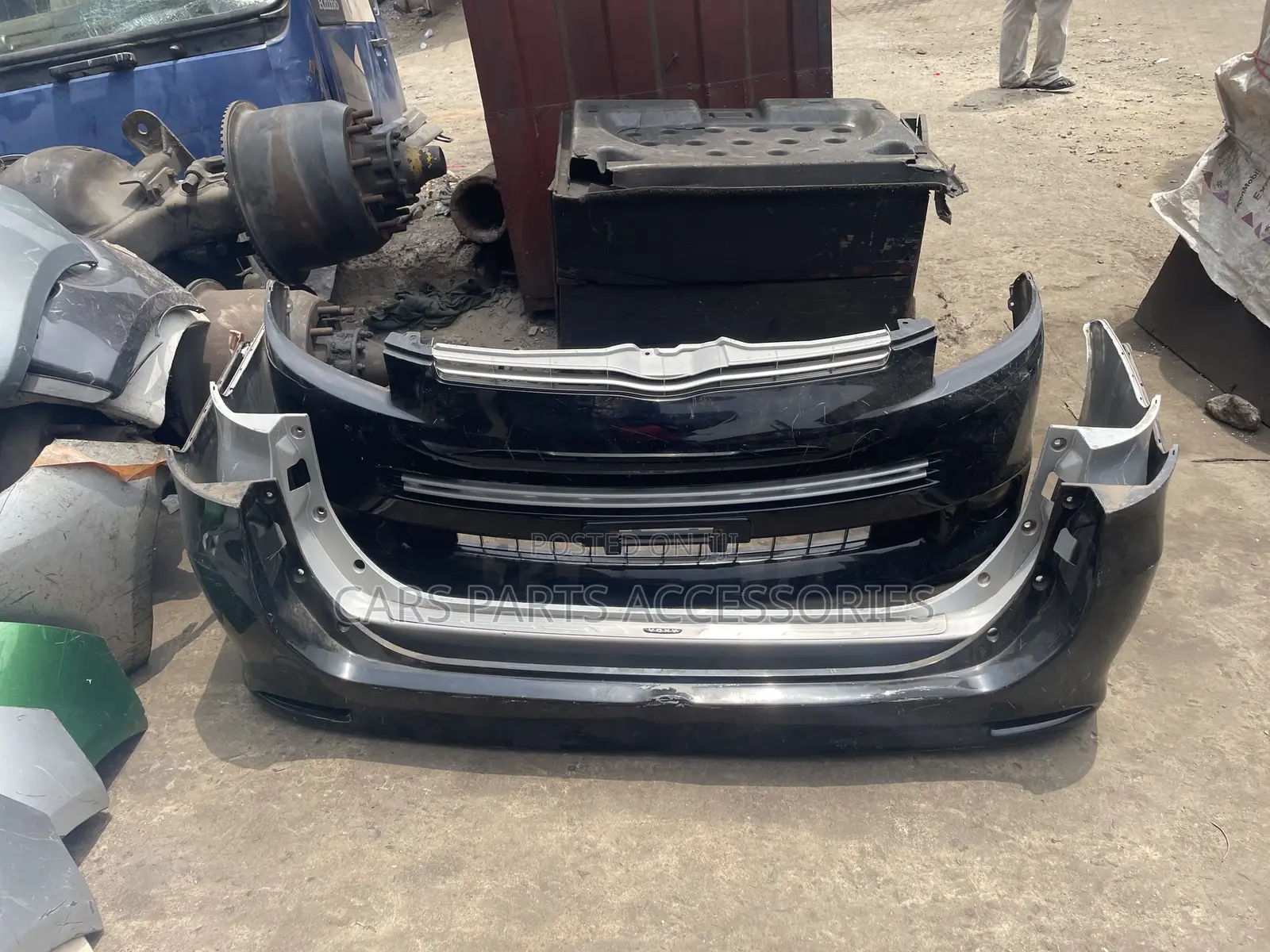 Toyota Voxy 2010 Front and Back Bumper