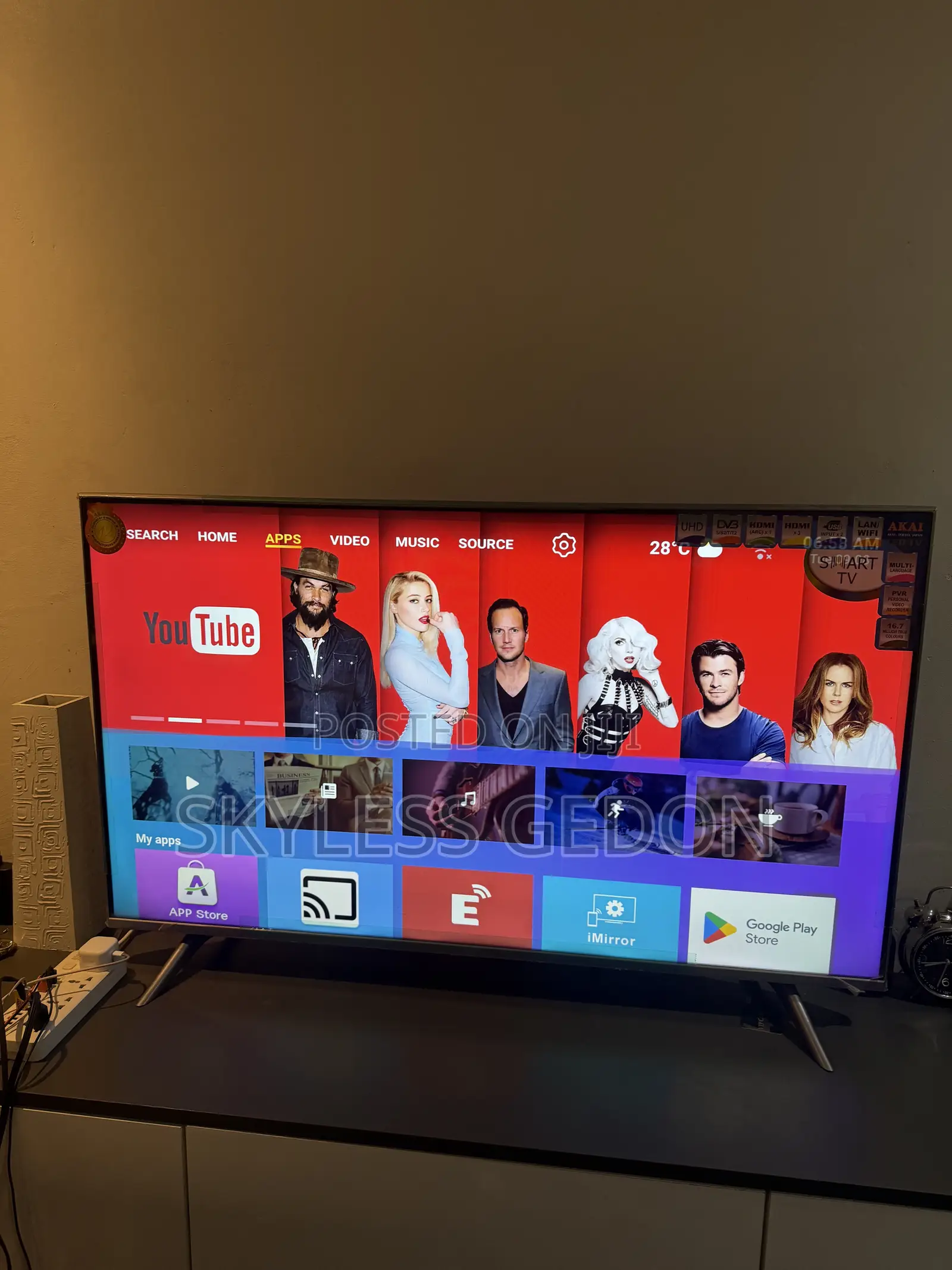 Akai 50 Inches Smart