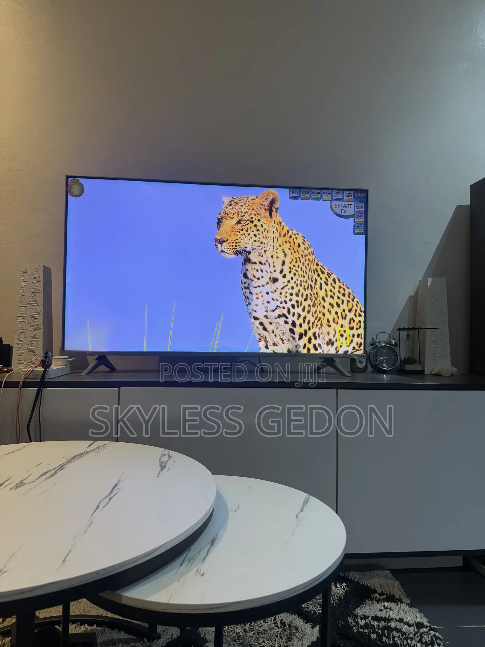 Akai 50 Inches Smart