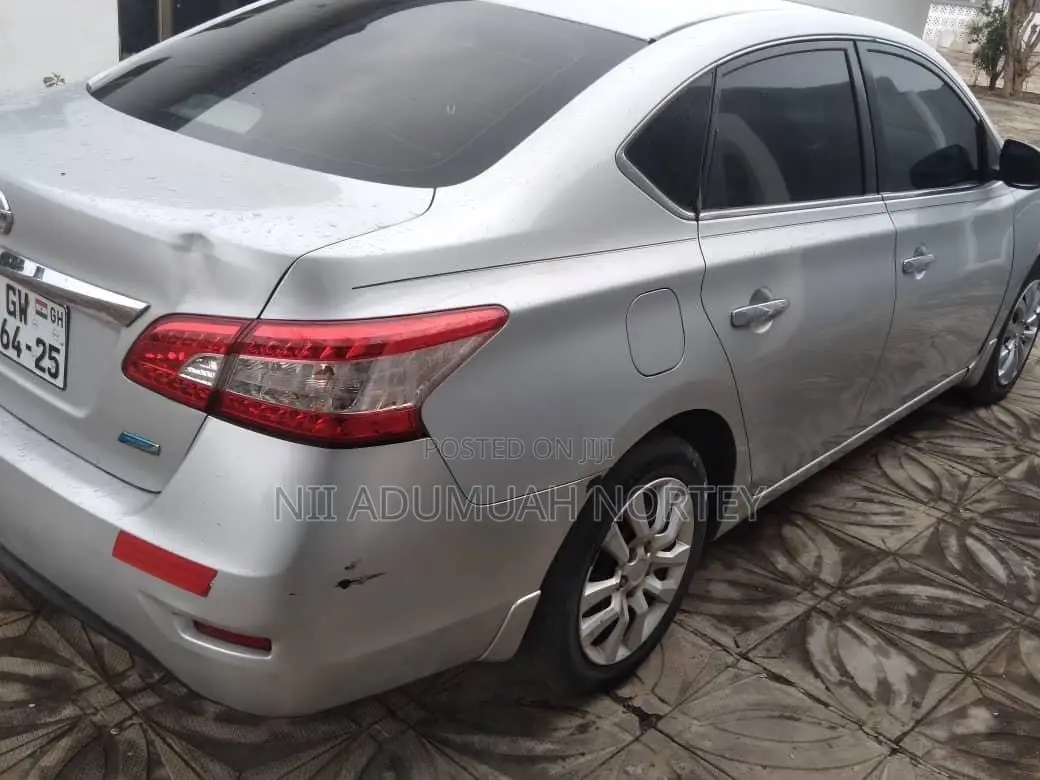 Nissan Sentra 2016 Silver