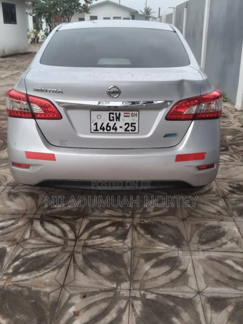 Nissan Sentra 2016 Silver