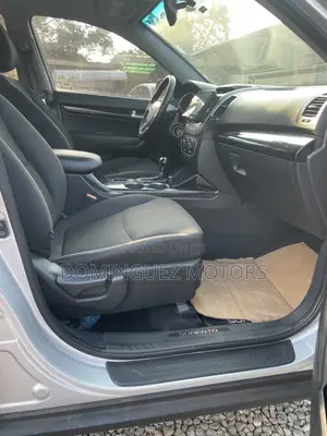 Kia Sorento 4dr SUV 2016 Silver