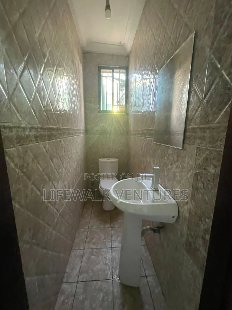 3bdrm Apartment in Upsa for rent