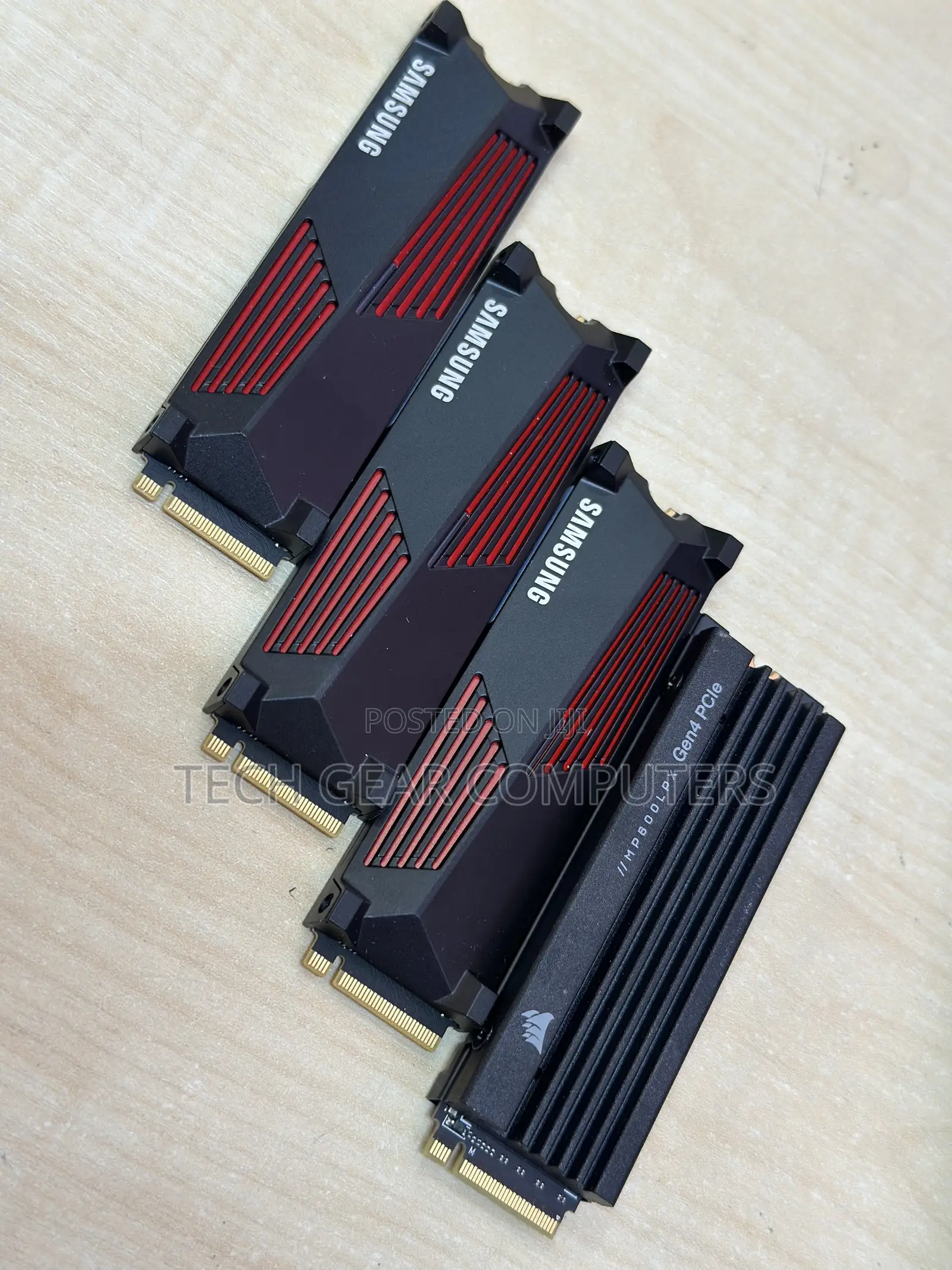 Samsung SSD 990 PRO 2TB, PCIe 4.0 M.2 2280, Up to 7,450 MB