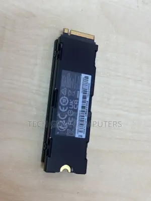Samsung SSD 990 PRO 2TB, PCIe 4.0 M.2 2280, Up to 7,450 MB