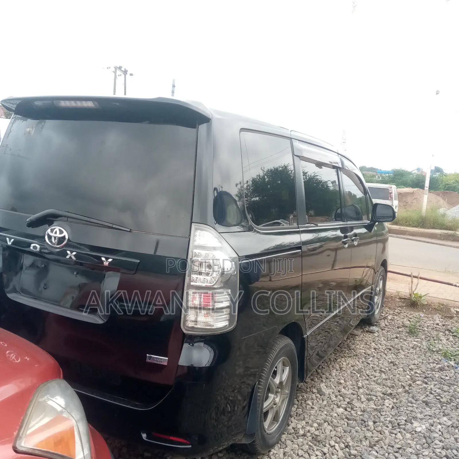 Toyota Voxy 2010 Black