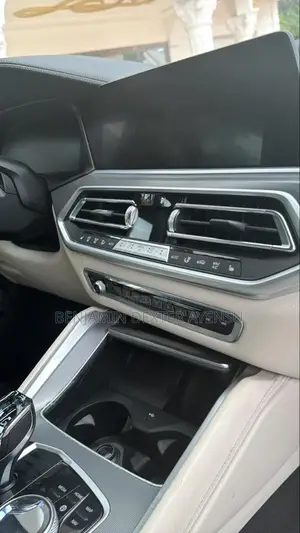 BMW X6 xDrive40i 2022 Black