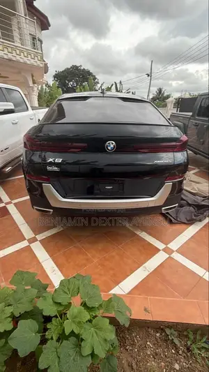 BMW X6 xDrive40i 2022 Black