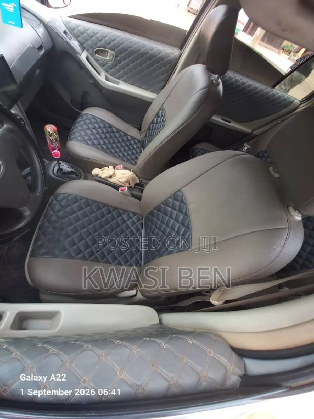 Toyota Vitz 2010 Gray