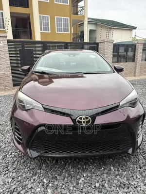 Toyota Corolla SE (1.8L 4cyl 6M) 2018 Burgundy