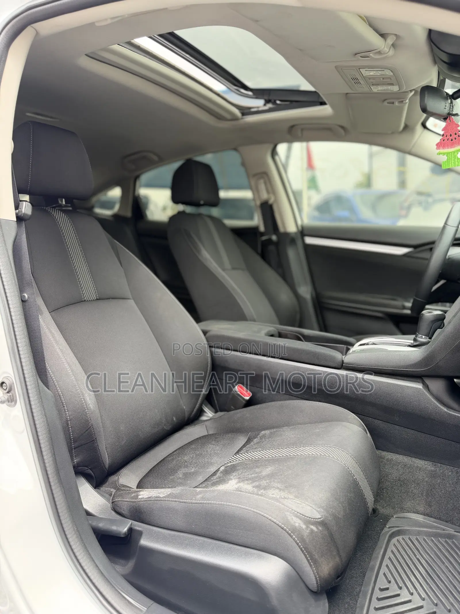 Honda Civic EX-T Sedan 2018 White