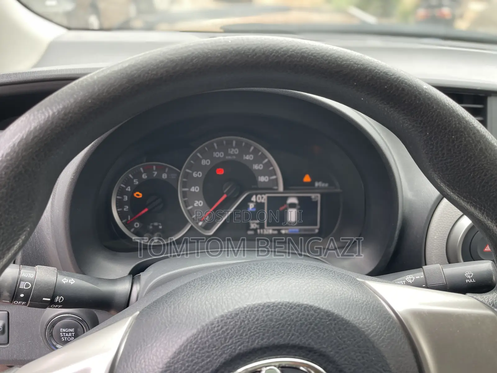 Toyota Vitz 1.3 AWD 5dr 2015 Burgundy
