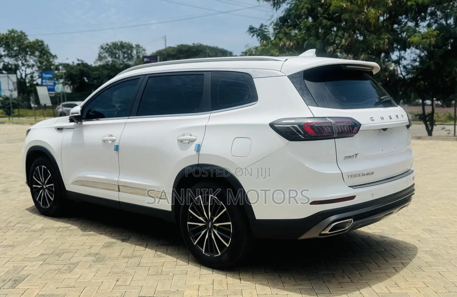 Chery Tiggo 8 2023 White