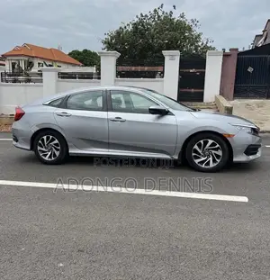 Honda Civic EX 4dr Hatchback (1.5L 4cyl) 2017 Silver
