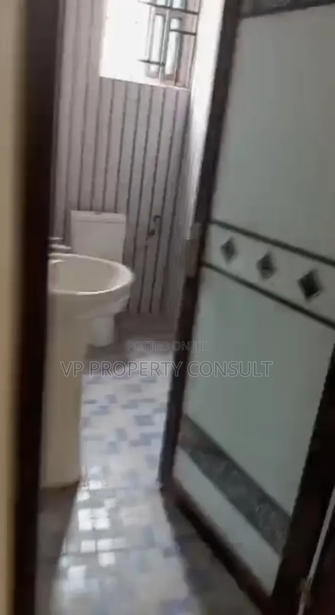 2bdrm Apartment in Housing Down for rent