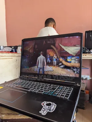 Laptop Acer Predator Helios 300 32GB Intel Core i7 SSD 500GB