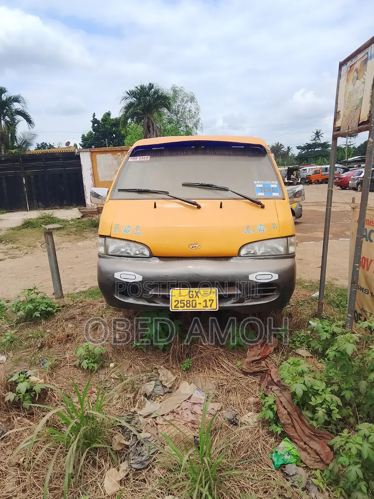 Hyundai H-100 2002 Orange