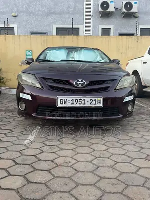 Toyota Corolla 2013 Black