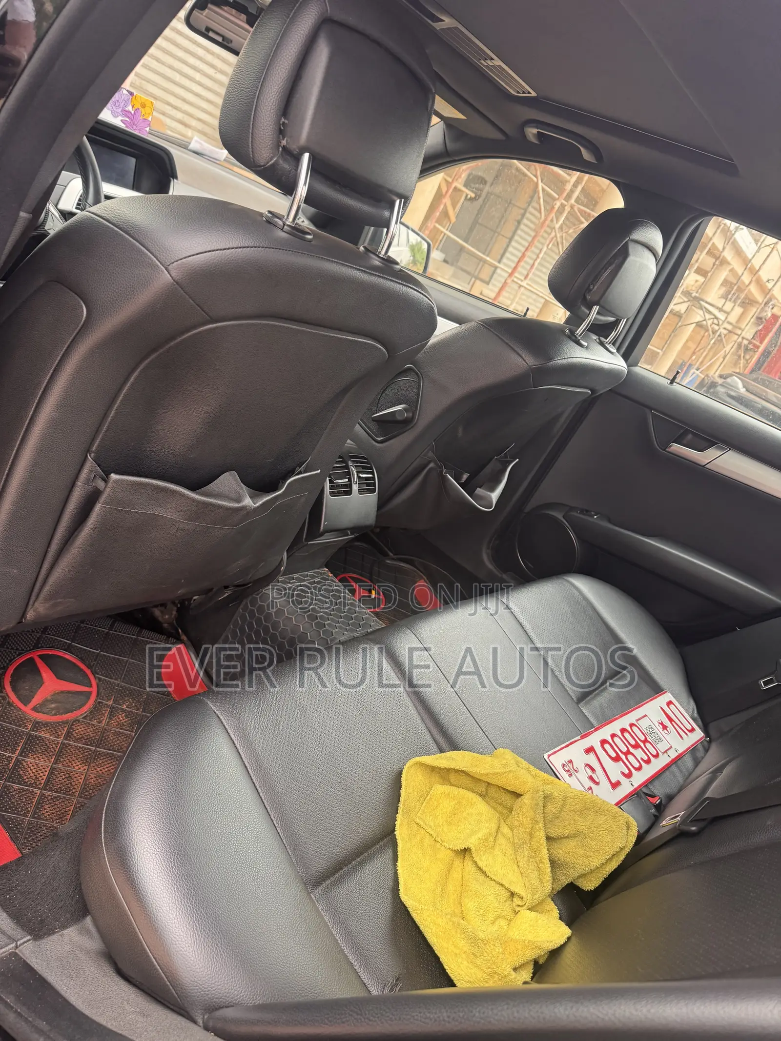 Mercedes-Benz C250 2012 Black