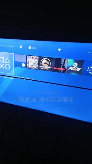 PS4 Standard Console With Two Controllers( Jailbroken)