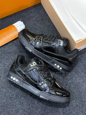 LV Quality Sneakers
