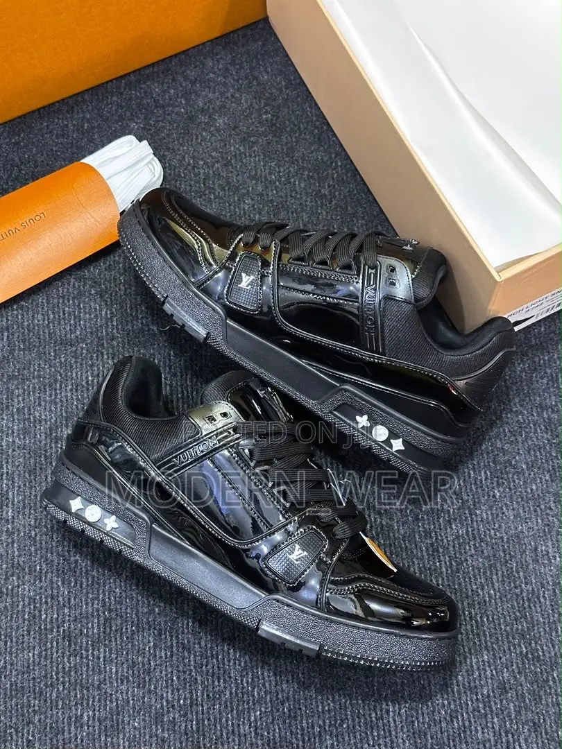 LV Quality Sneakers