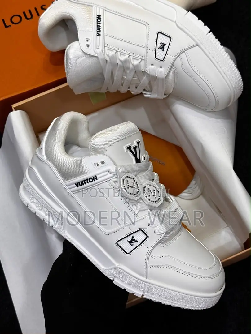 LV Quality Sneakers
