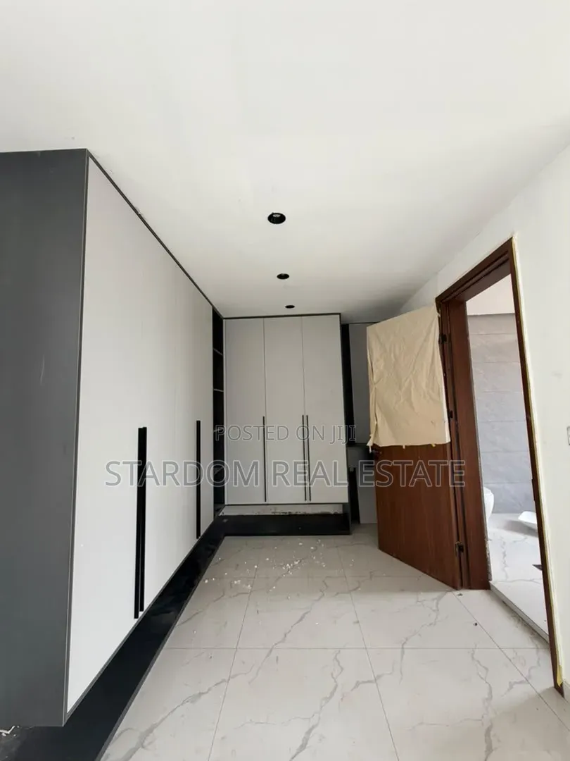 4bdrm Duplex in East Legon Mempeasem, Ability for sale
