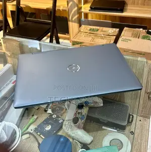 Laptop Dell Inspiron 14 5000 8GB Intel Core i7 SSD 256GB