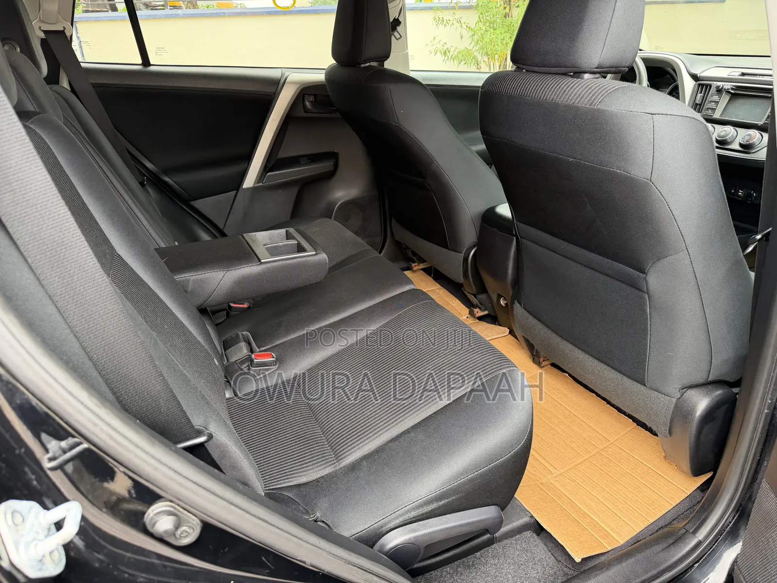 Toyota RAV4 LE 4dr SUV AWD (2.5L 4cyl 6A) 2018 Black