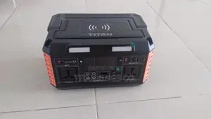 Titan 600w Solar Power Station(generator) With 100w Solar Panel