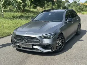 Mercedes-Benz C300 2023 Gray