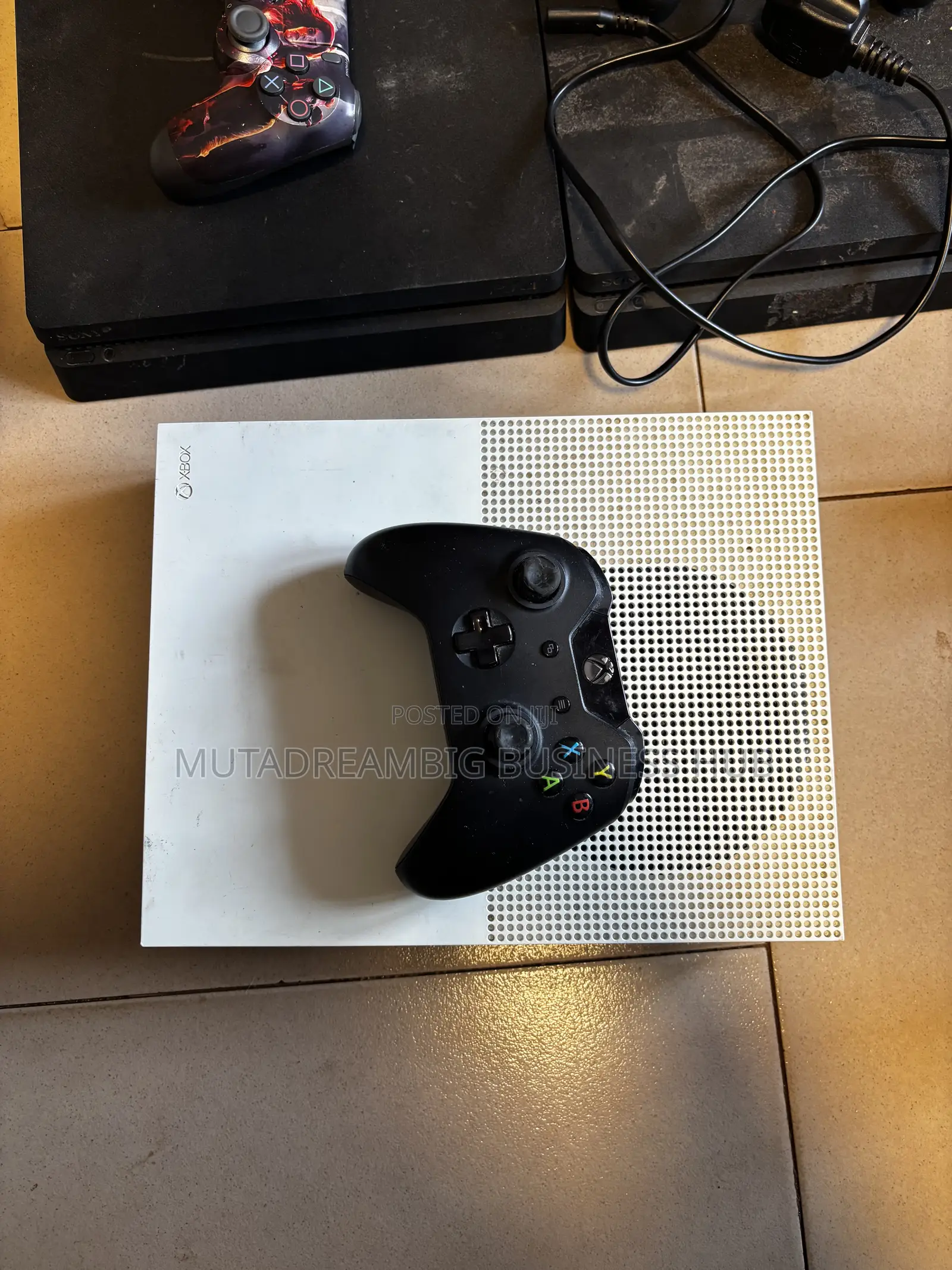 Xbox One S With Fifa 22 Cd and 500gb Storage