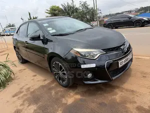 Toyota Corolla 2015 Black