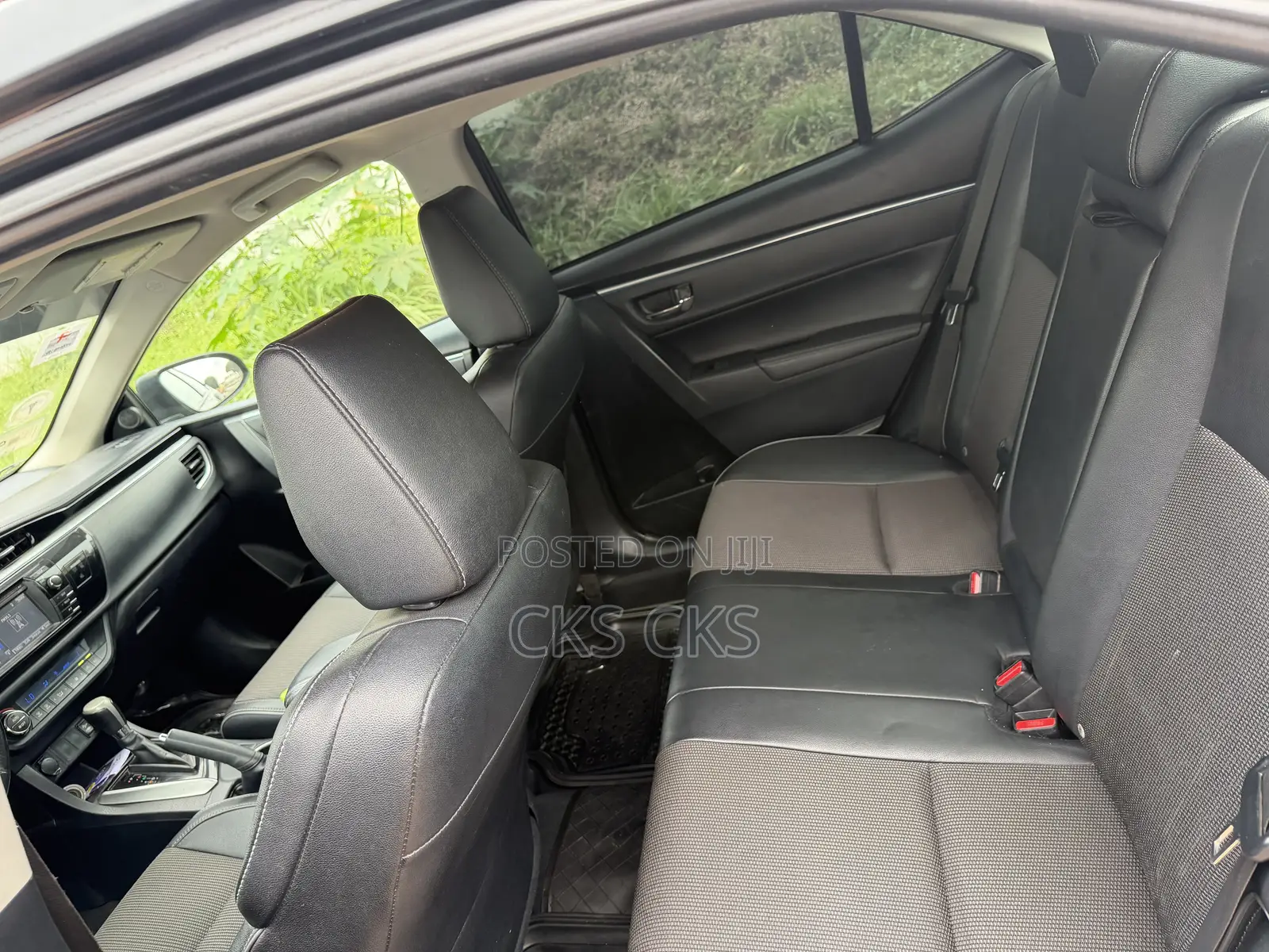 Toyota Corolla 2015 Black