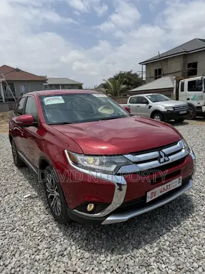 Mitsubishi Outlander 2018 Red