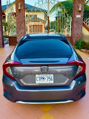 Honda Civic 2019 Gray