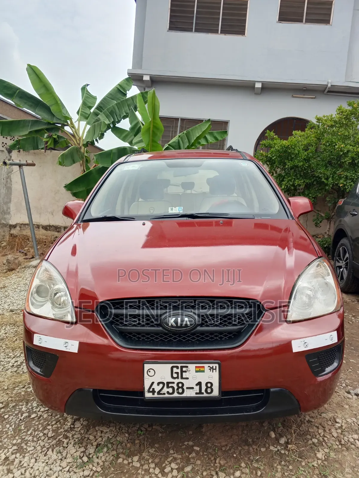 Kia Rondo LX 2010 Red