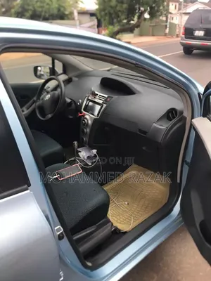 Toyota Vitz 2010 Blue