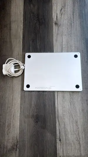 Laptop Apple MacBook Air 2024 M3 16GB Apple M3 SSD 256GB