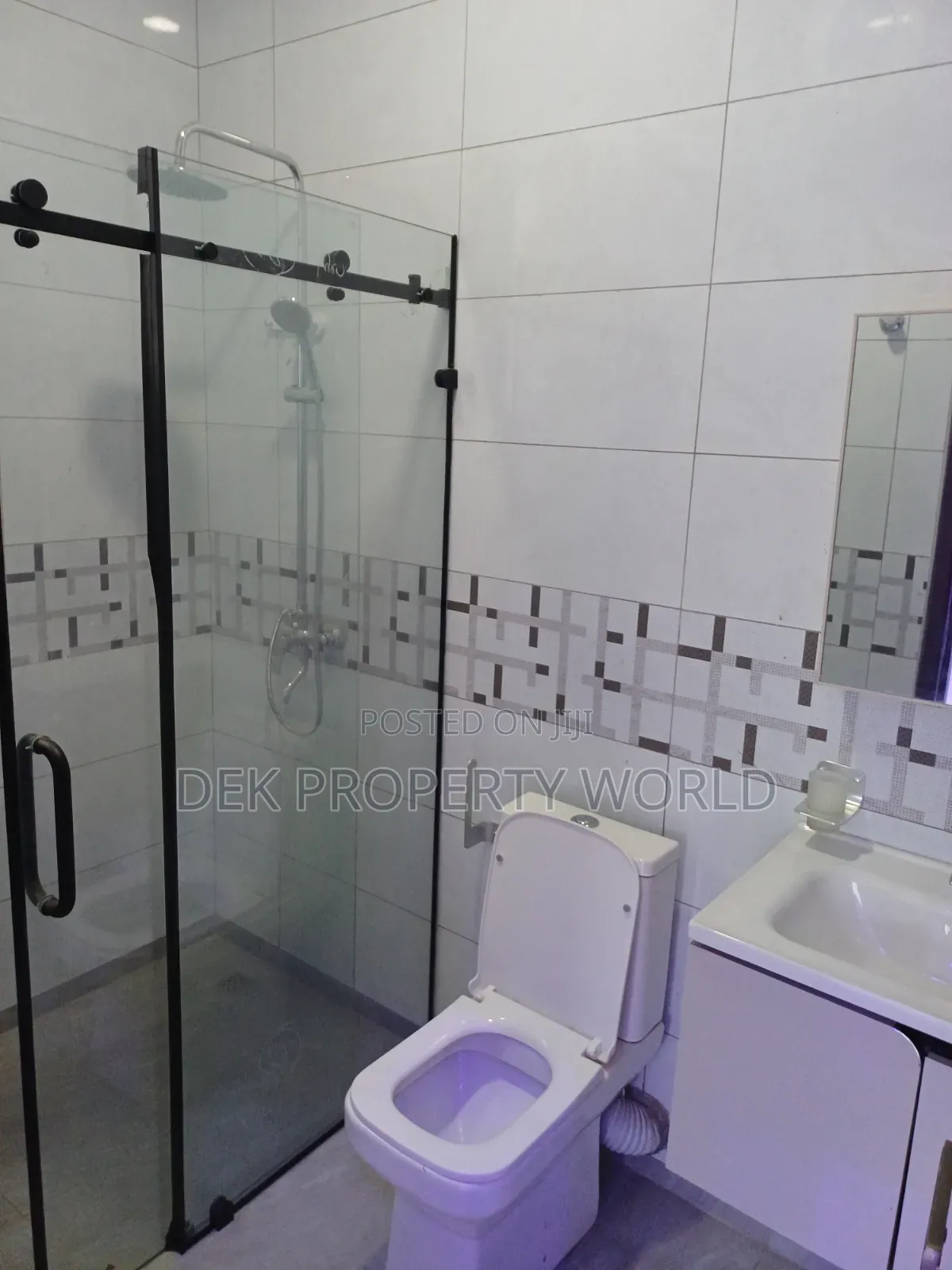 5bdrm Villa in Ability for sale