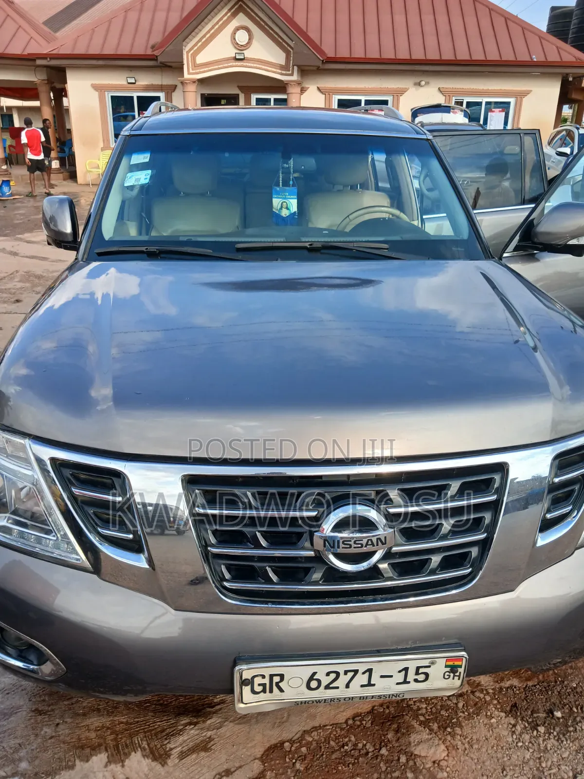 Nissan Patrol 2015 Silver