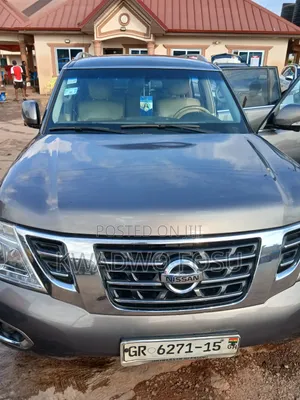 Nissan Patrol 2015 Silver