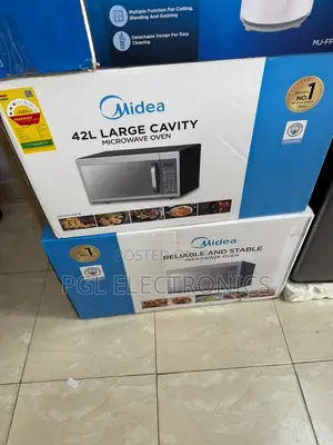 Midea 42L Solo Microwave EM142A2MI-B 900W 230v-50Hz Large Cavity