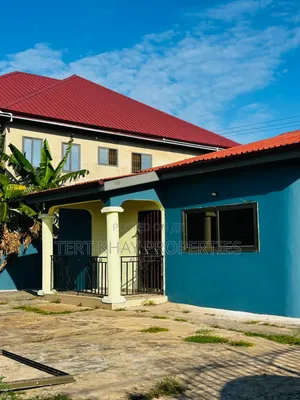 3bdrm House in Baatsona for rent